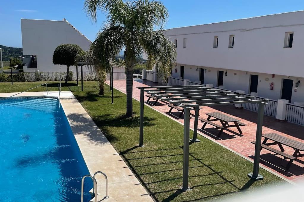 Atico Con Bonita Vista. En Urbanizacion Privada.! Estepona Exterior foto